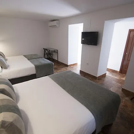 Hospederia Angeles 3* קורדובה