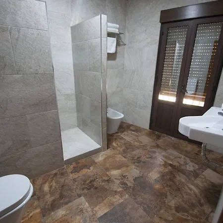 Πανσιόν Hospederia Angeles 3*