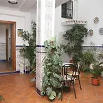 Hospederia Angeles 3*